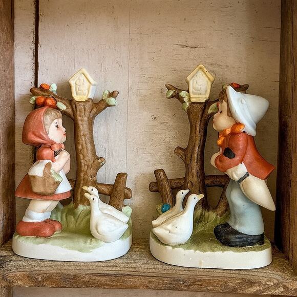 Vintage Taiwan Boy & Girl Figurine Set with Geese Farm Scene Porcelain 1980s - Picture 1 of 8